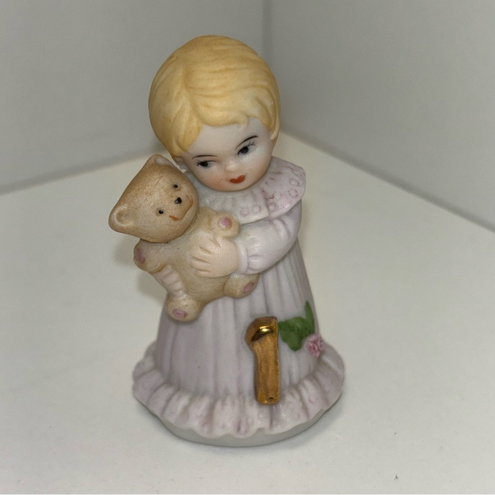 Enesco 1981 bisque porcelain “Growing Up Birthday Girls” age 1 figurine